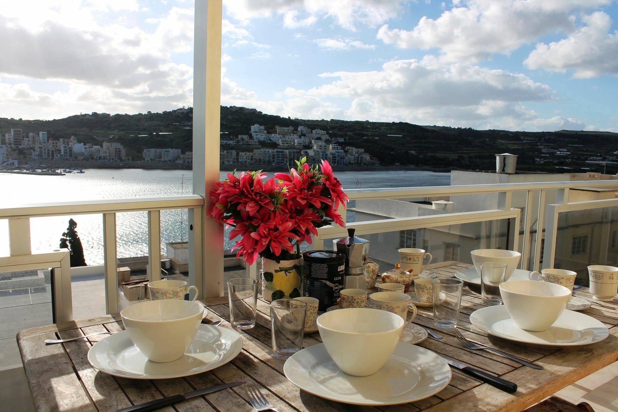 Bayview 2 Bedroom Seaview Apartment With Large Terrace With Panoramic Views - By Getawaysmalta St. Paul's Bay Exterior foto